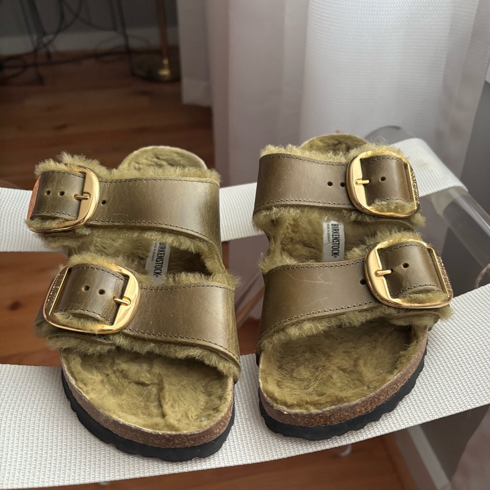 Birkenstock Arizona Big Buckle Shearling sandal size 38